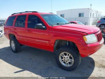  Salvage Jeep Grand Cherokee