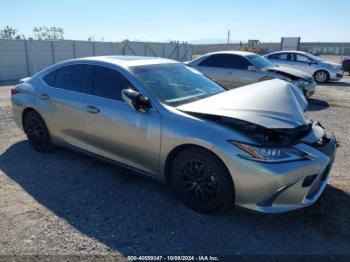  Salvage Lexus Es