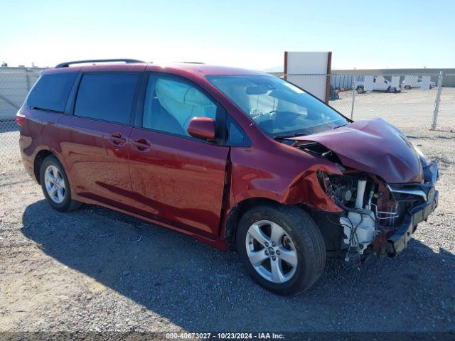  Salvage Toyota Sienna