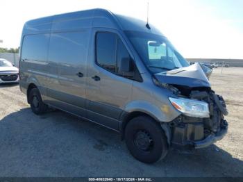  Salvage Mercedes-Benz Sprinter 2500