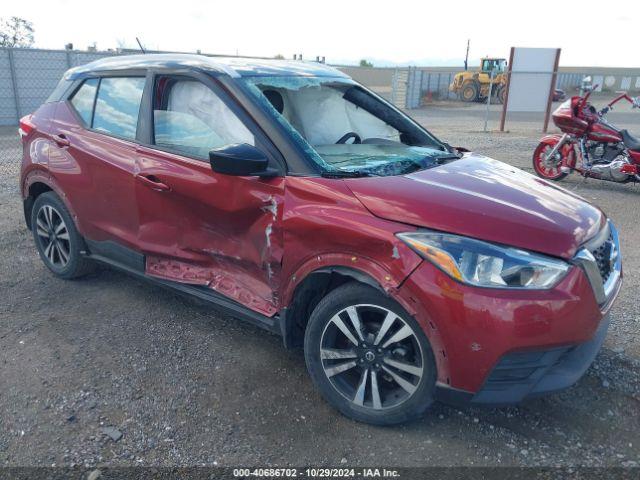  Salvage Nissan Kicks