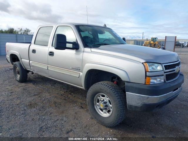  Salvage Chevrolet Silverado 2500