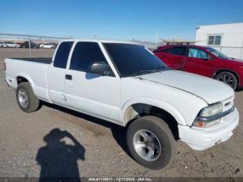  Salvage Chevrolet S-10