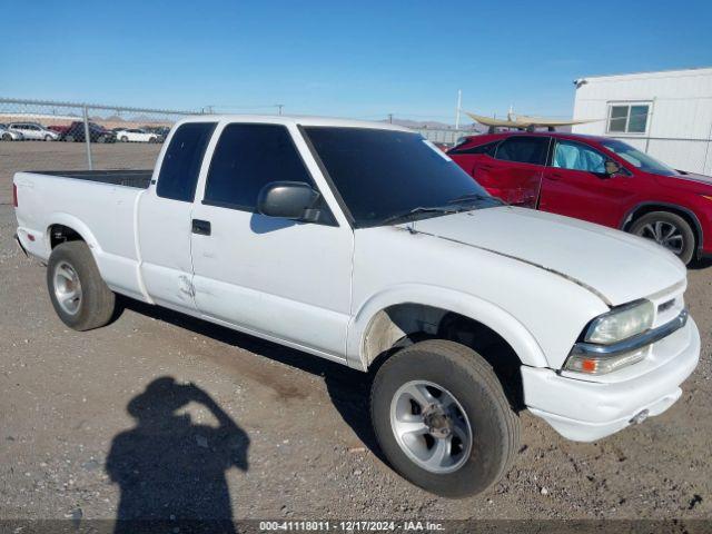  Salvage Chevrolet S-10