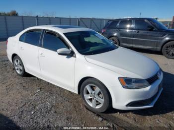  Salvage Volkswagen Jetta