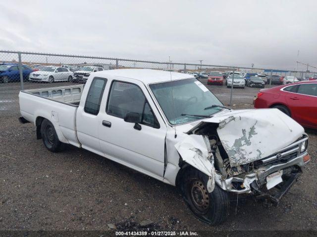  Salvage Toyota Pickup