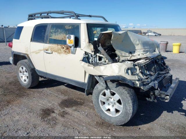  Salvage Toyota FJ Cruiser