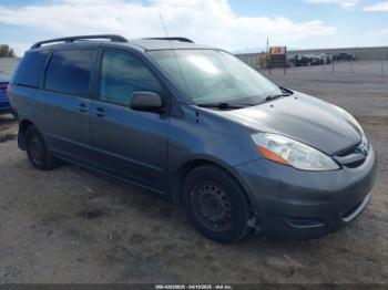  Salvage Toyota Sienna