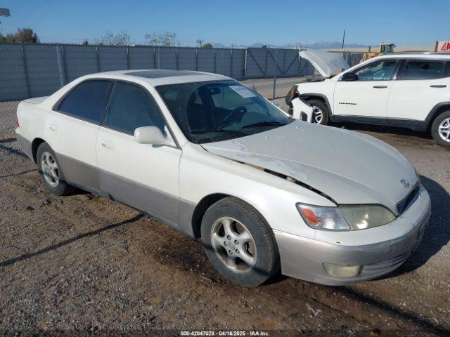  Salvage Lexus Es