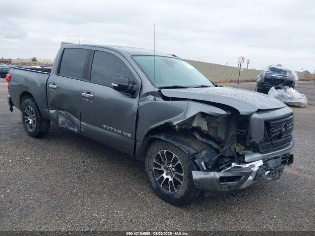  Salvage Nissan Titan