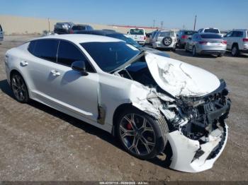  Salvage Kia Stinger