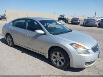  Salvage Nissan Altima