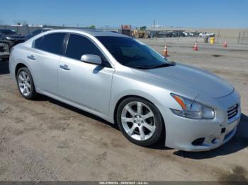  Salvage Nissan Maxima