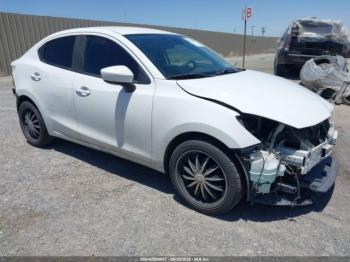  Salvage Toyota Yaris