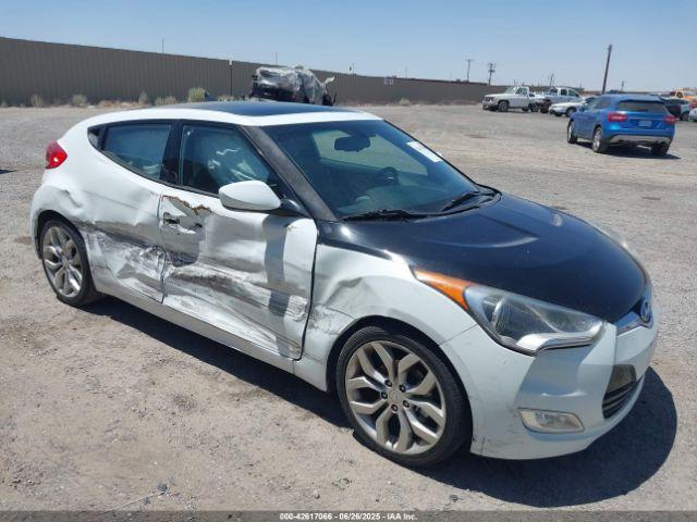 Salvage Hyundai VELOSTER