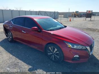  Salvage Nissan Altima