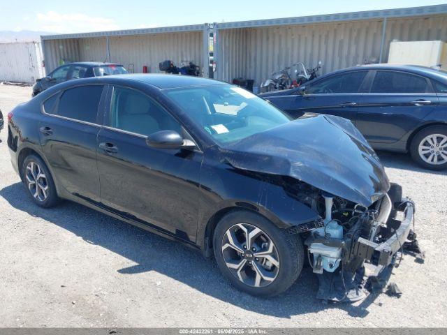  Salvage Kia Forte