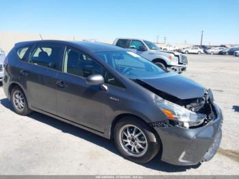  Salvage Toyota Prius v