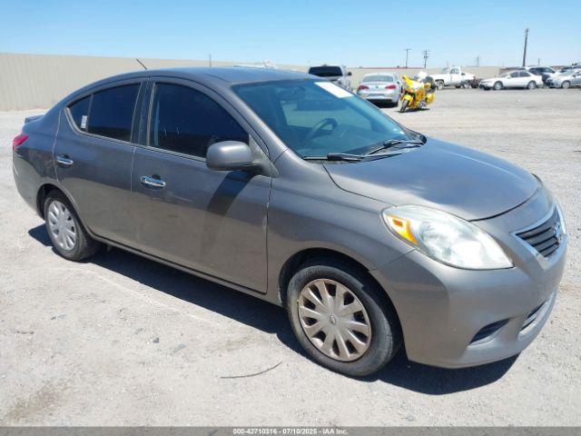  Salvage Nissan Versa