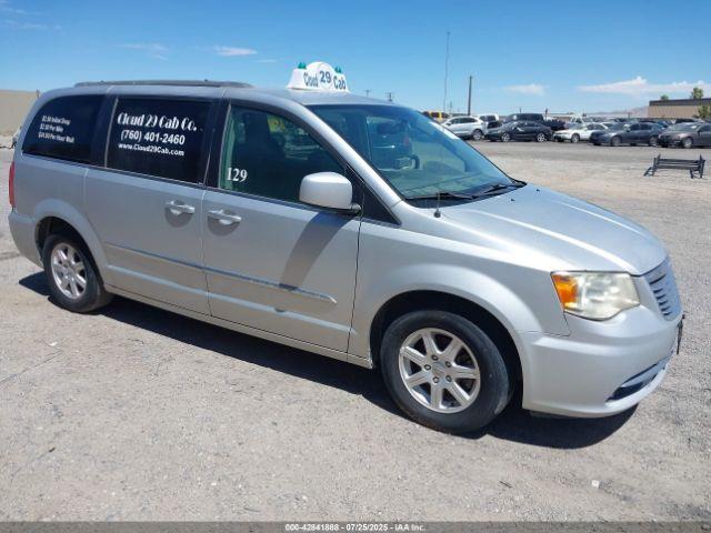  Salvage Chrysler Town & Country