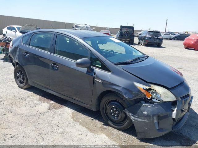  Salvage Toyota Prius
