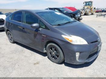  Salvage Toyota Prius