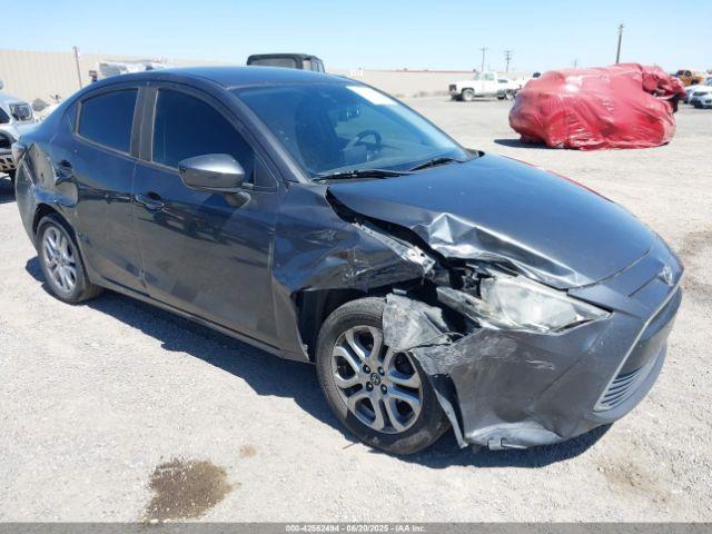  Salvage Toyota Yaris