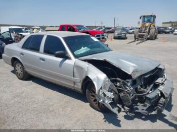  Salvage Ford Crown Victoria