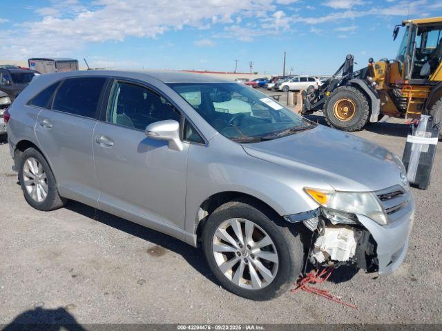  Salvage Toyota Venza