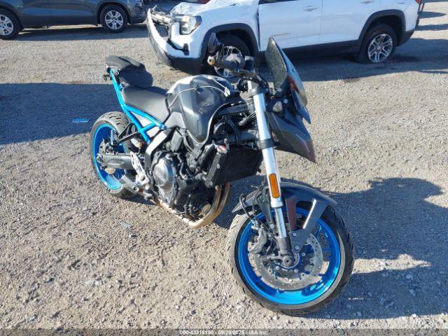  Salvage Suzuki Gsx800