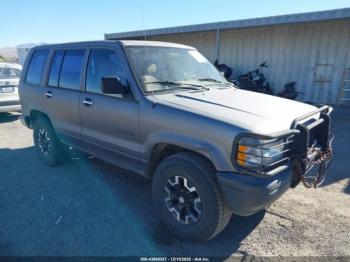  Salvage Isuzu Trooper