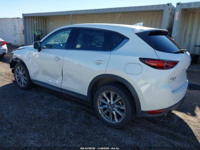 Mazda Cx Grand Touring Image 2