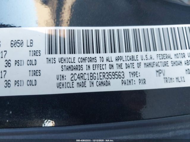 Chrysler Town & Country Touring Image 2