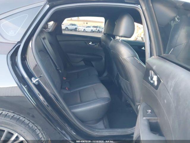 Kia Forte Gt-line Image 8