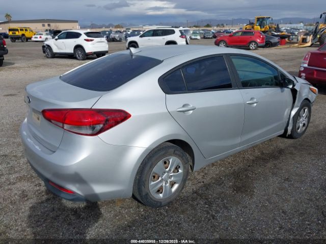 Kia Forte Lx Image 11